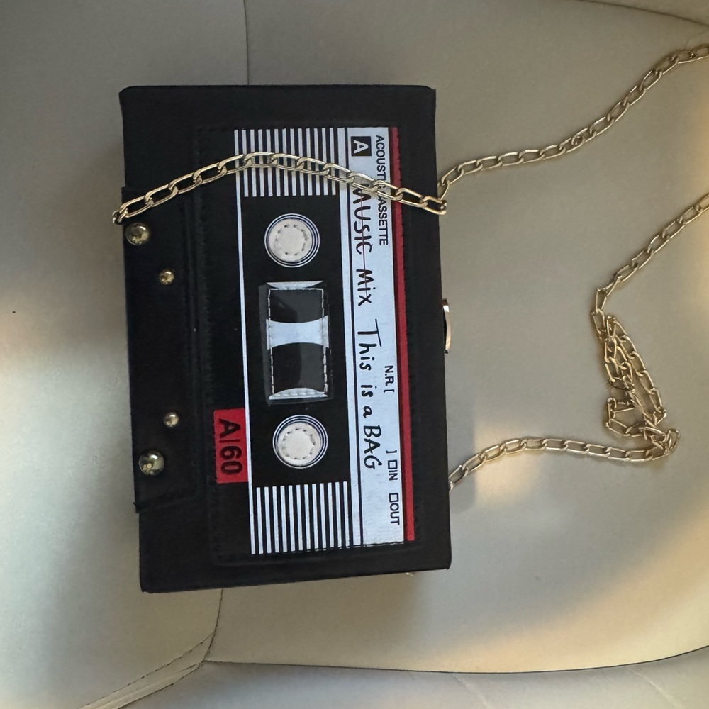 Retro Cassette Tape Shoulder Bag - Black